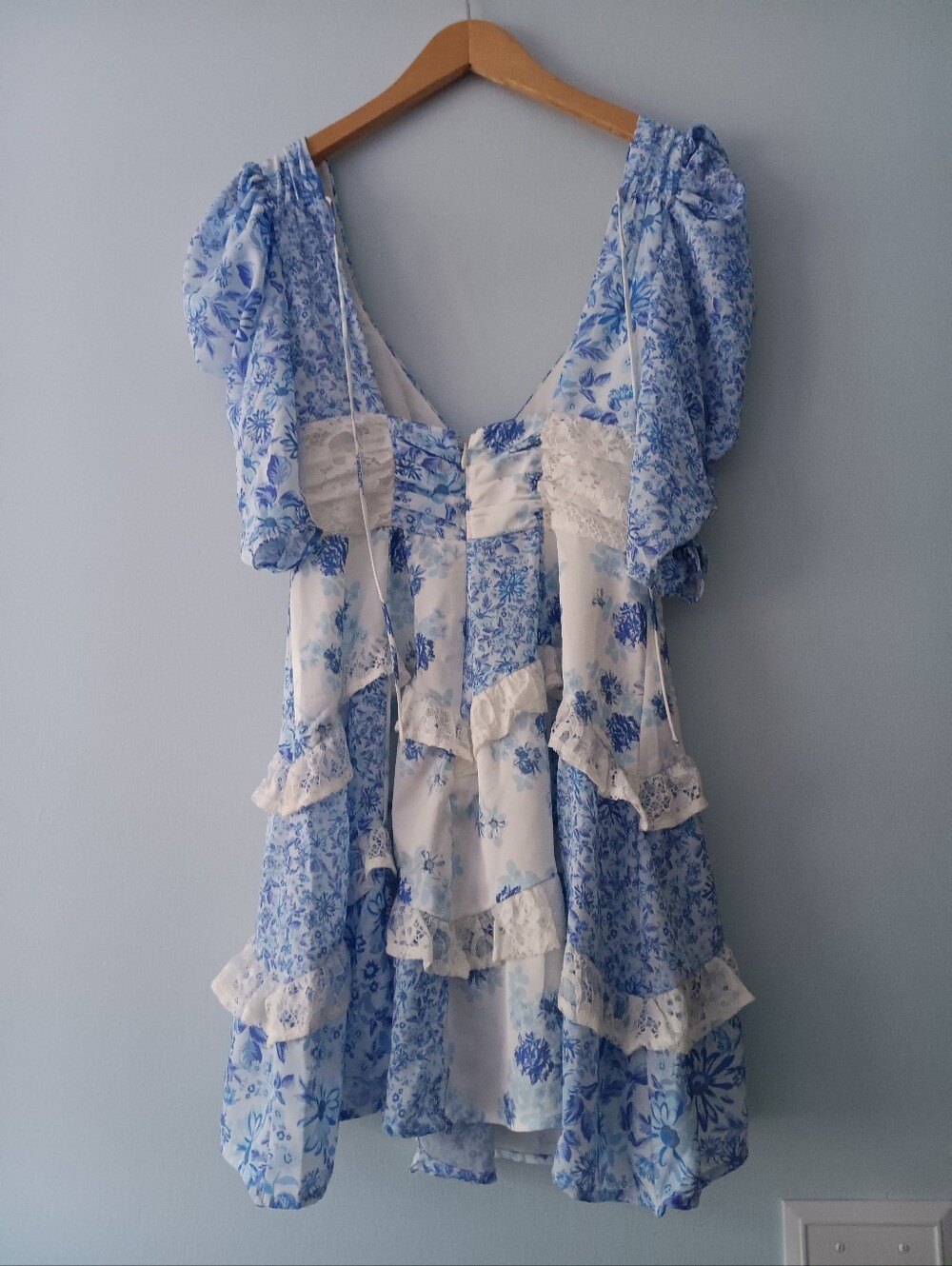 For Love & Lemons Rosalyn Blue Floral Layered Backless Dress XS - Picture 4 of 8